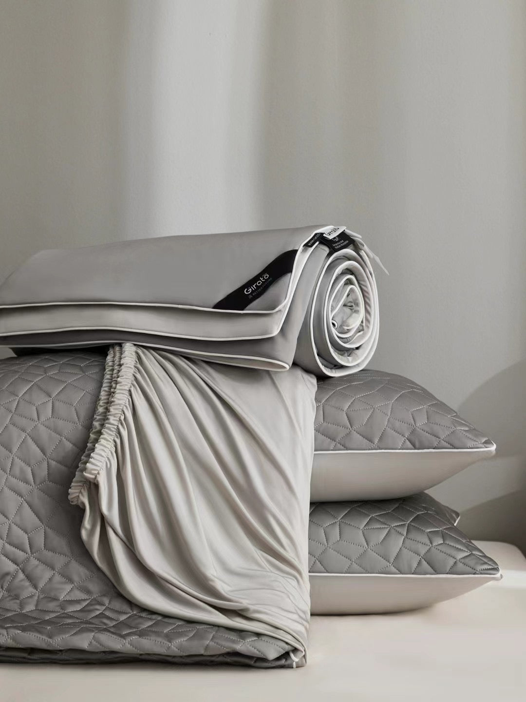 Summer Bedding Set 100% Nylon Cooling Home Texitle (Quilts + 2pcs Pillowcase+ Fitted sheet)