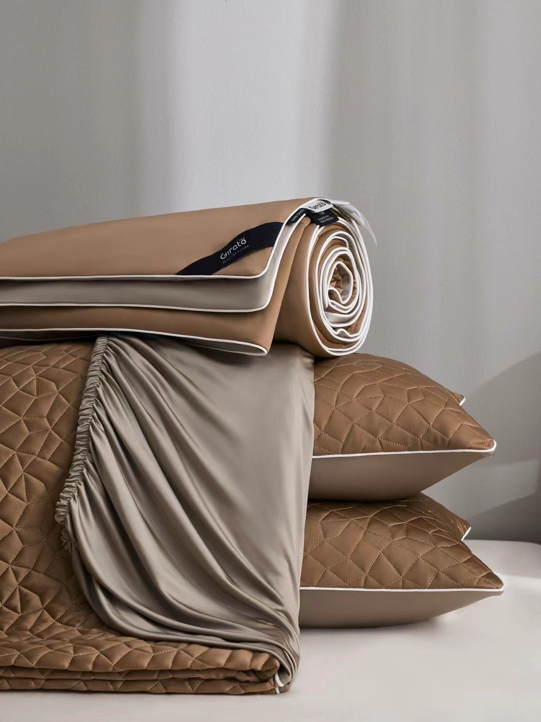 Summer Bedding Set 100% Nylon Cooling Home Texitle (Quilts + 2pcs Pillowcase+ Fitted sheet)